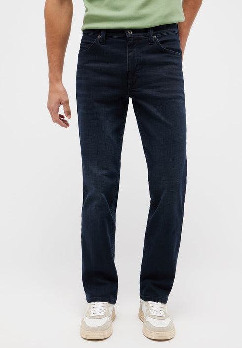 Mustang Men's Tramper Medium Rise Straight Leg Jeans 1014872