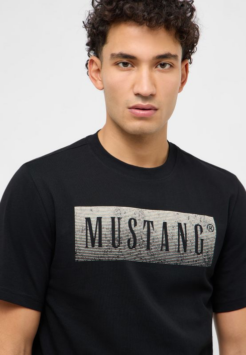 MUSTANG Black Austin Style Graphic T-Shirt — Regular Fit | 1017394