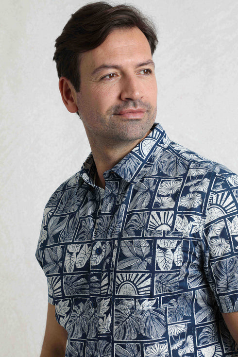 WeirdFish 202712 Faraway Organic Cotton Printed Short Sleeve Shirt