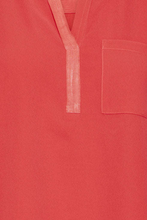 Fransa FRZawov Blouse Hibiscus Red Short Sleeve V-Notch Neck 20603737