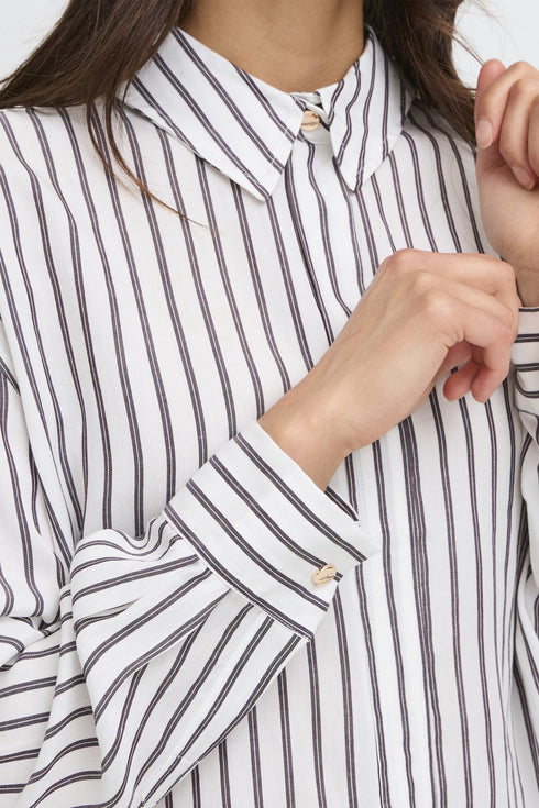 Fransa FRVIOLET Women's Top with Collar and Gold Button Detail 20617097