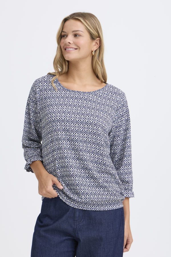 Fransa FRSLOANE 3/4 Sleeve Gathered Hem Top – Ethnic Lines Navy – 20617521
