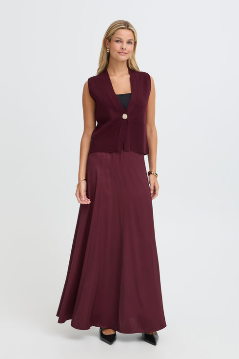 Fransa Sally Sleeveless V-Neck Knitted Waistcoat 20618485 PRT - Port Royale Red