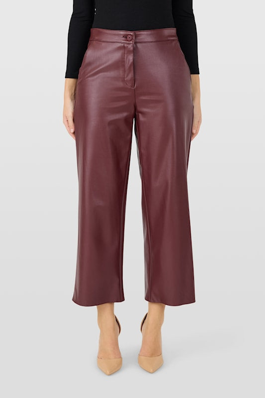 Robell Cloe Faux Leather Cropped Trousers 65cm Length 52442-60042