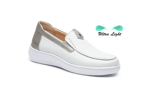 G Comfort 25292-1 White & Titanium/Bronze Slip On Moccasins