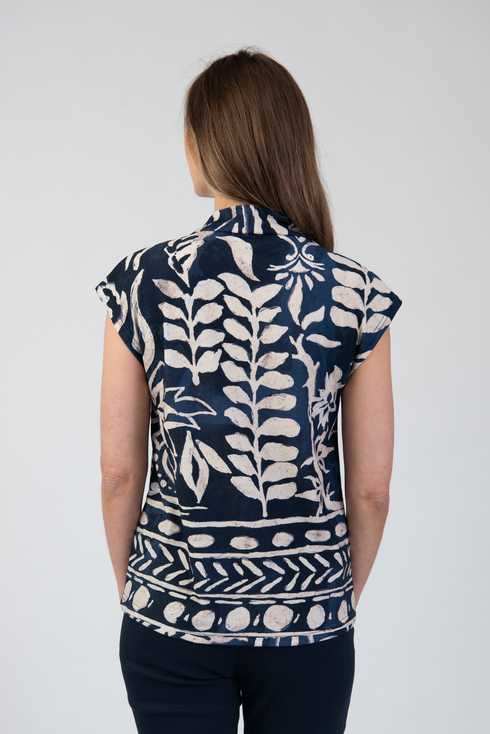Jessica Graaf Printed Short Sleeve Top Navy & Beige 31514-003