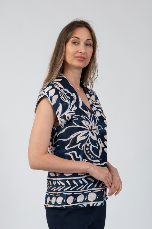 Jessica Graaf Printed Short Sleeve Top Navy & Beige 31514-003