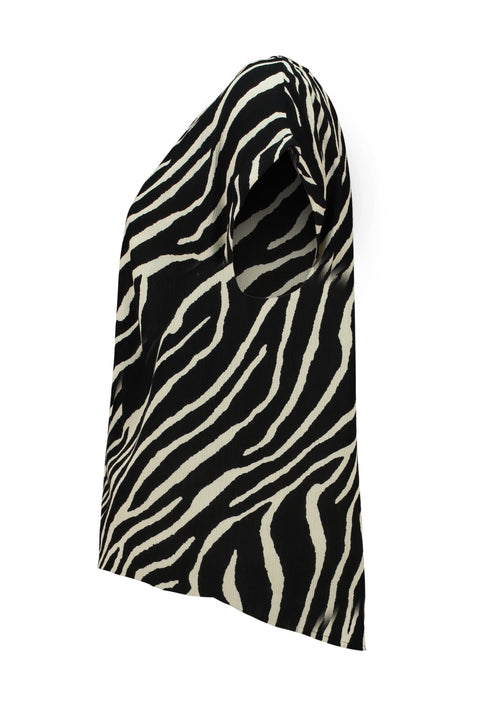 Hailys Women’s Ce44lina Black Zebra Print Top – EcoVero Viscose Short Sleeve Tee – HF-2208012-2