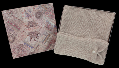 Signature Soft Weave Cowl and Glove Set