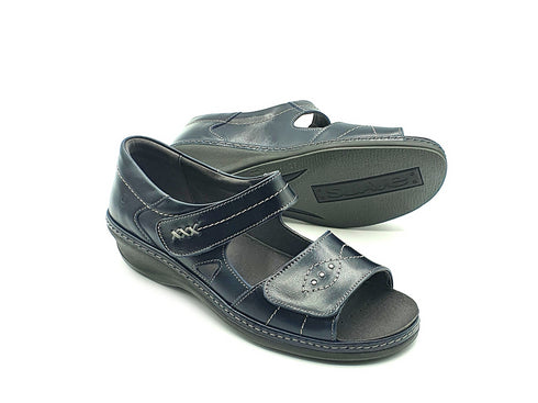 Suave Yolanda Sandal with Closed Heel 6020