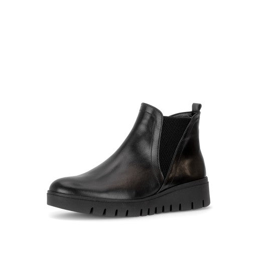 Gabor Leather Wide Fit Wedge Ankle Boot 8015.01.003 - Black