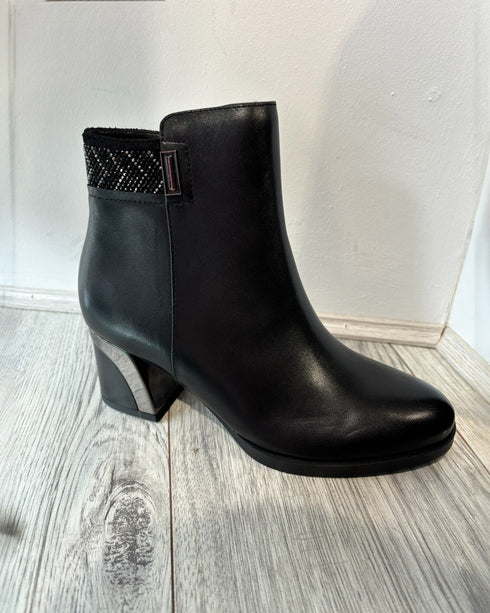 Loretta Vitale Ankle Boot