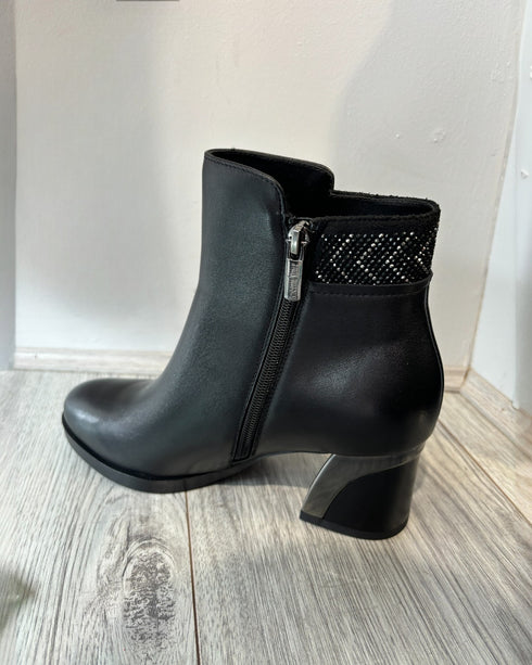 Loretta Vitale Ankle Boot