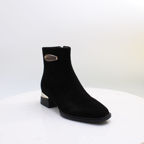 Loretta Vitale Suede Ankle Boot C38167 - Black Suede