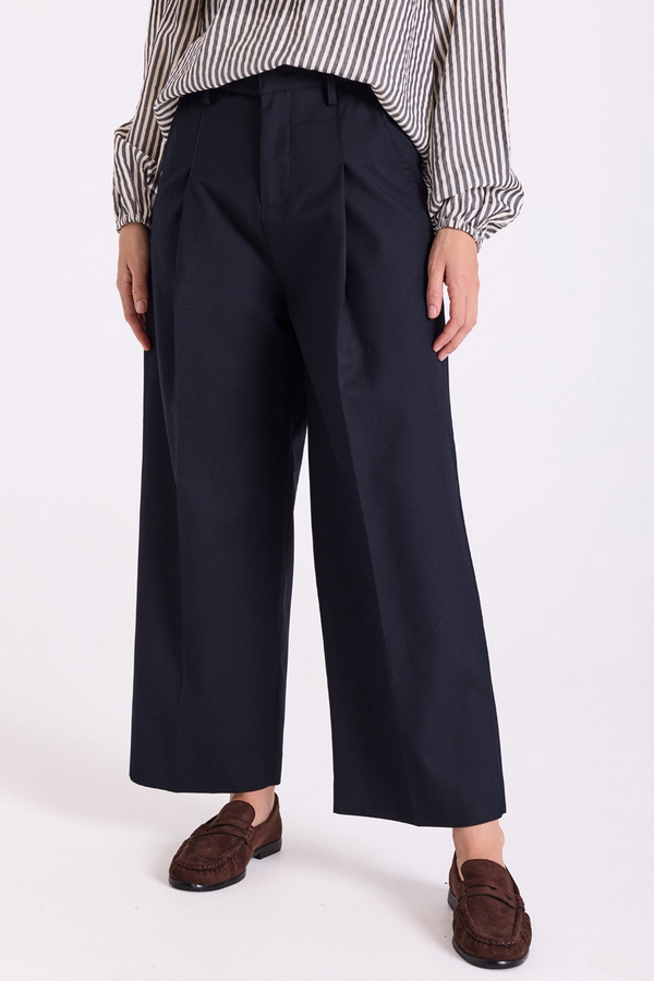 Freequent FQYASMIN Navy Wide Leg Pleated Trousers 201198