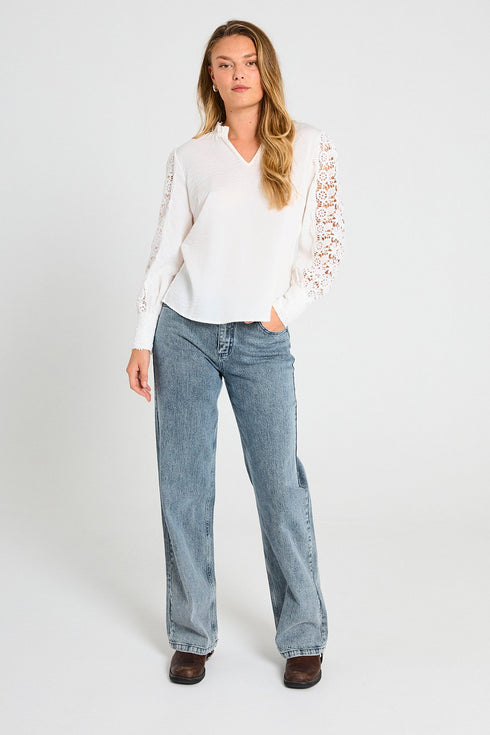 Freequent FQESSA Blouse 205567 - Long Sleeve Blouse with Lace Details