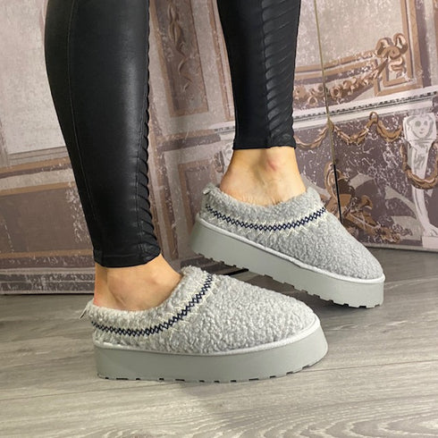 Heavenly Feet Cosetto Premium Slipper