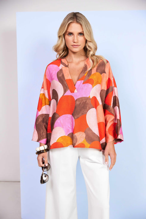 Kate Cooper V-Neck Bracelet Sleeve Blouse in Semi-Circle Print – Strawberry Cream – KCS26130