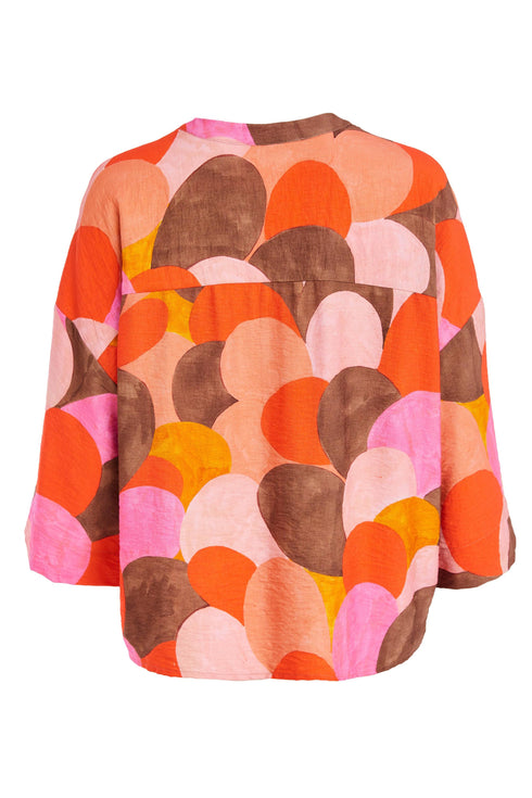 Kate Cooper V-Neck Bracelet Sleeve Blouse in Semi-Circle Print – Strawberry Cream – KCS26130