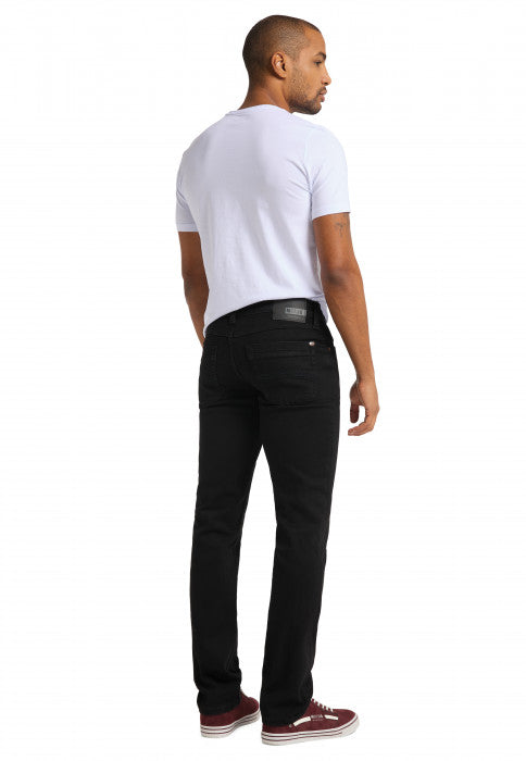 Mustang Men's Washington Medium Rise Straight Leg Jeans 1007655