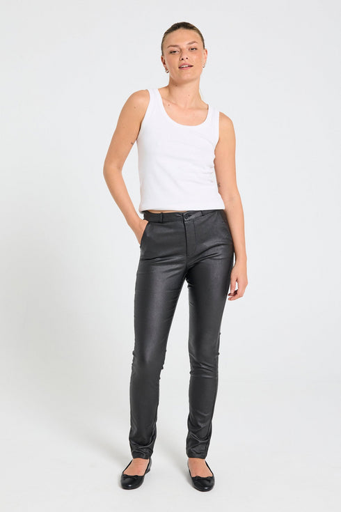 Freequent FQSOLVEJ Cooper Coated Ankle-Length Pants