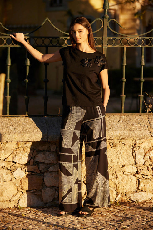 Peruzzi Black & Gold Geometric Print Wide Leg Trousers S26519