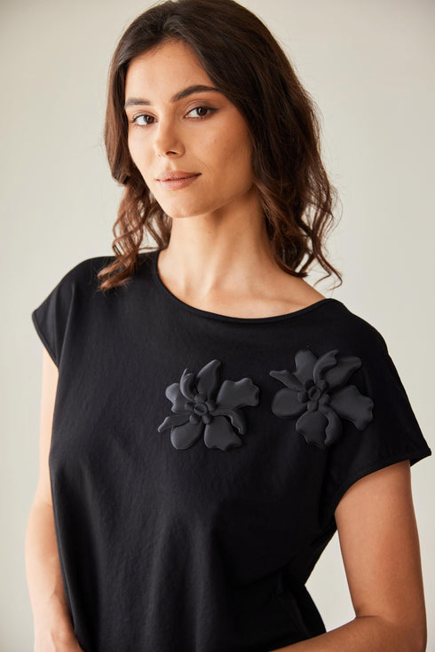 Peruzzi 3D Flower Detail Top – Black – S26180