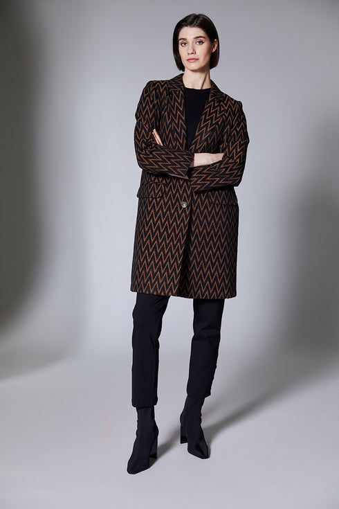 Peruzzi Zig Zag Coat with Pockets and Button Closure W25149