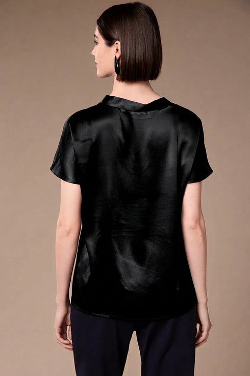 Peruzzi V-Neck Luminous Satin Short-Sleeve Top W26191 9 - Black