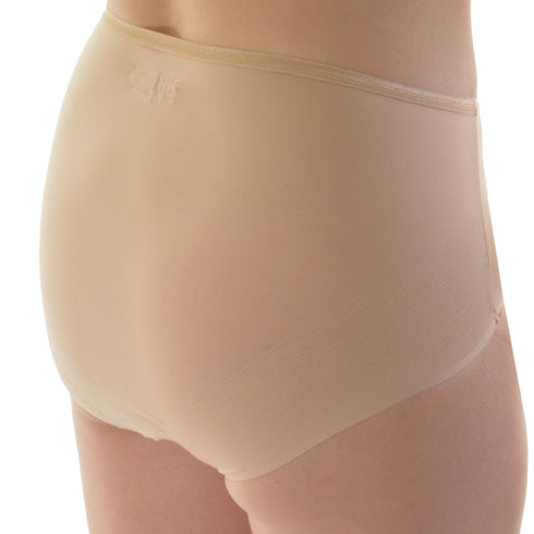 Naomi & Nicole Edgies Brief