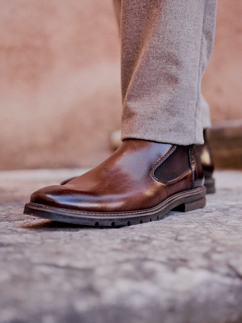 Bugatti Men’s Leather Chelsea Boots 311-A9E34 Cognac