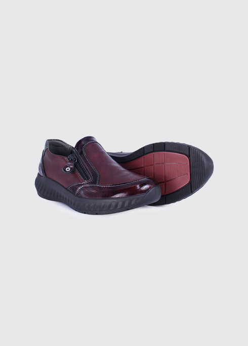 Suave Burgos 6102 Women's in 13 Burgundy Dual-Finish Slip On Shoe
