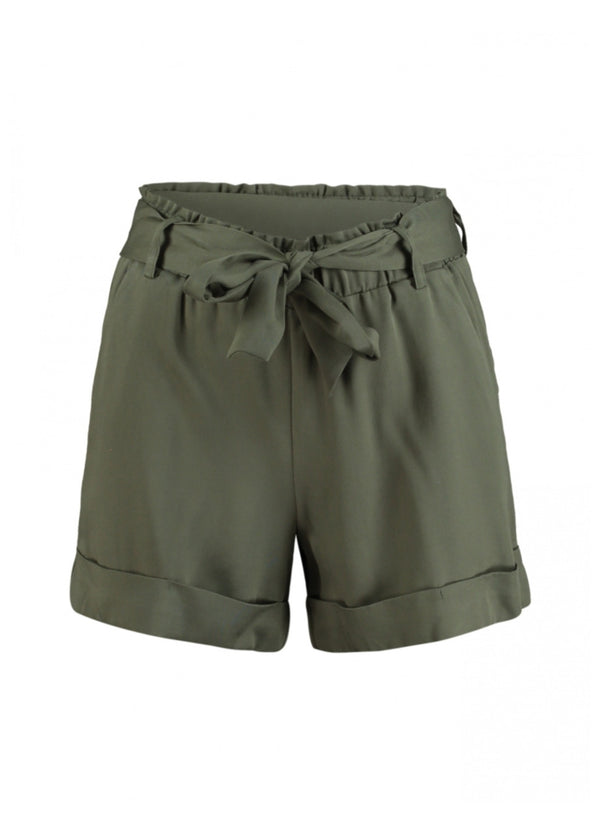 Hailys Lu44cia Shorts